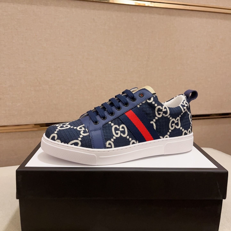 G*u*i casual shoes